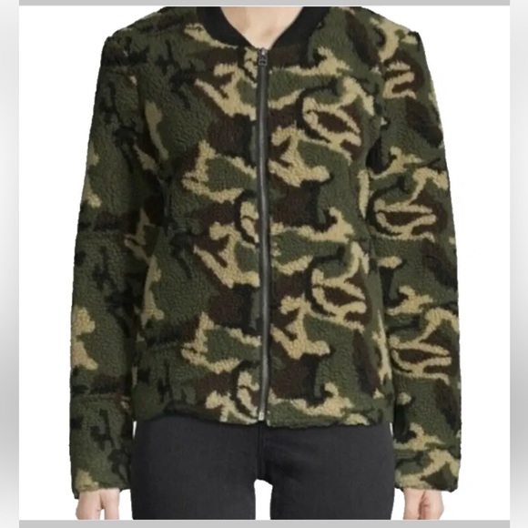 Sanctuary Camo Sherpa bomber jacket - Picture 8 of 9